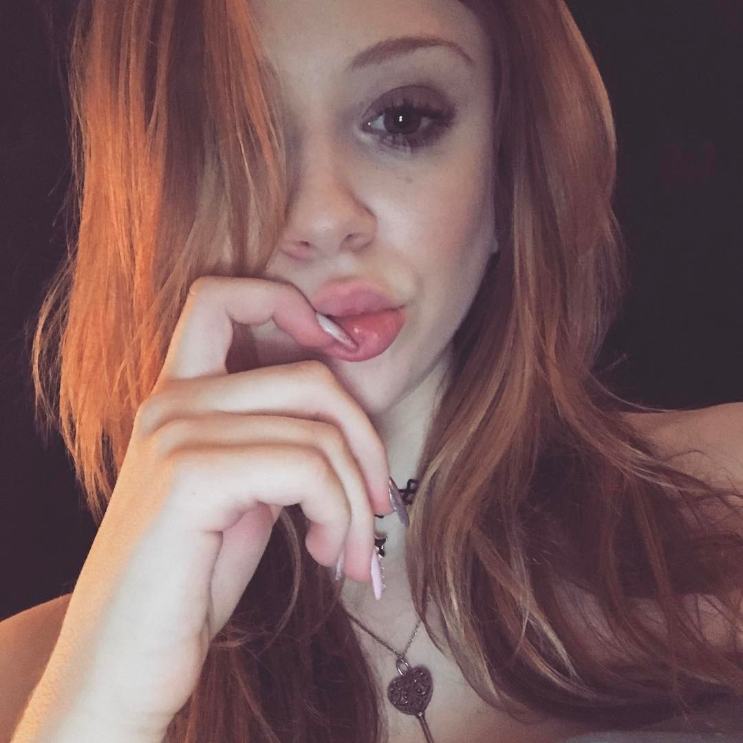 Liliana Mumy