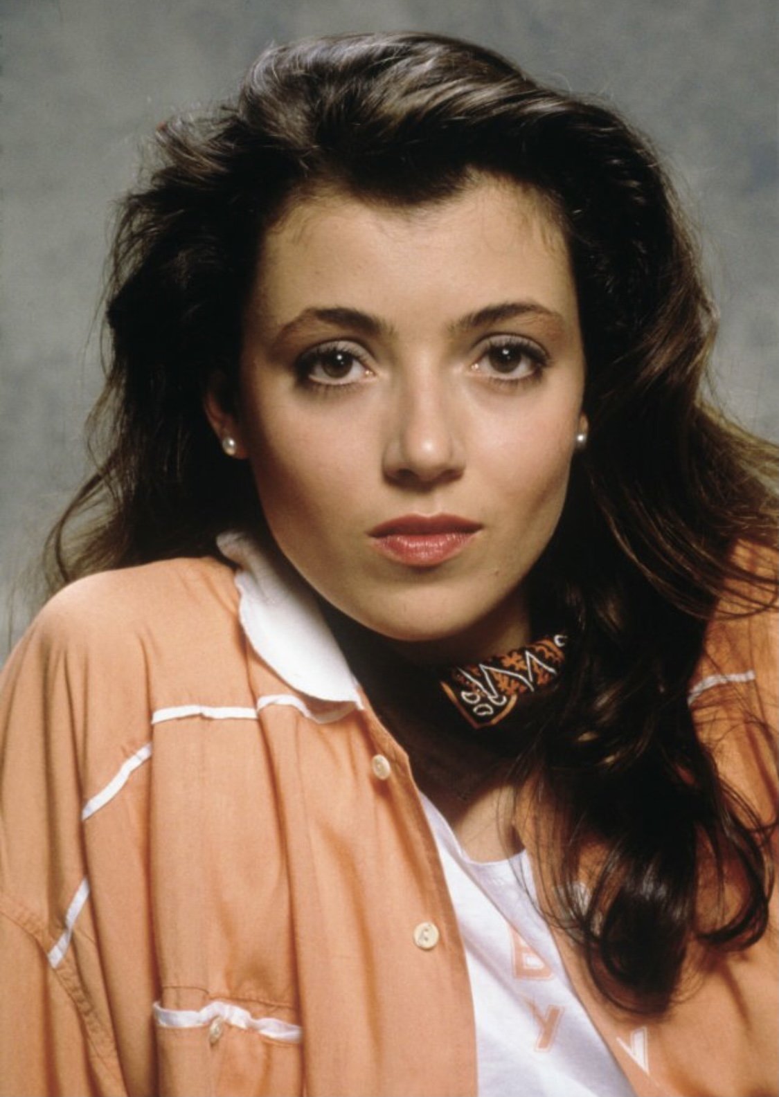 Mia Sara