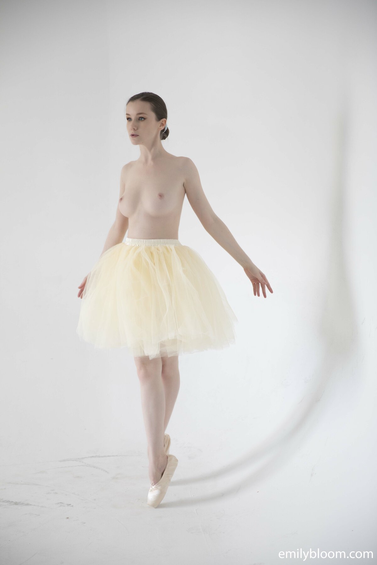 Emily the nude and sexy ballerina