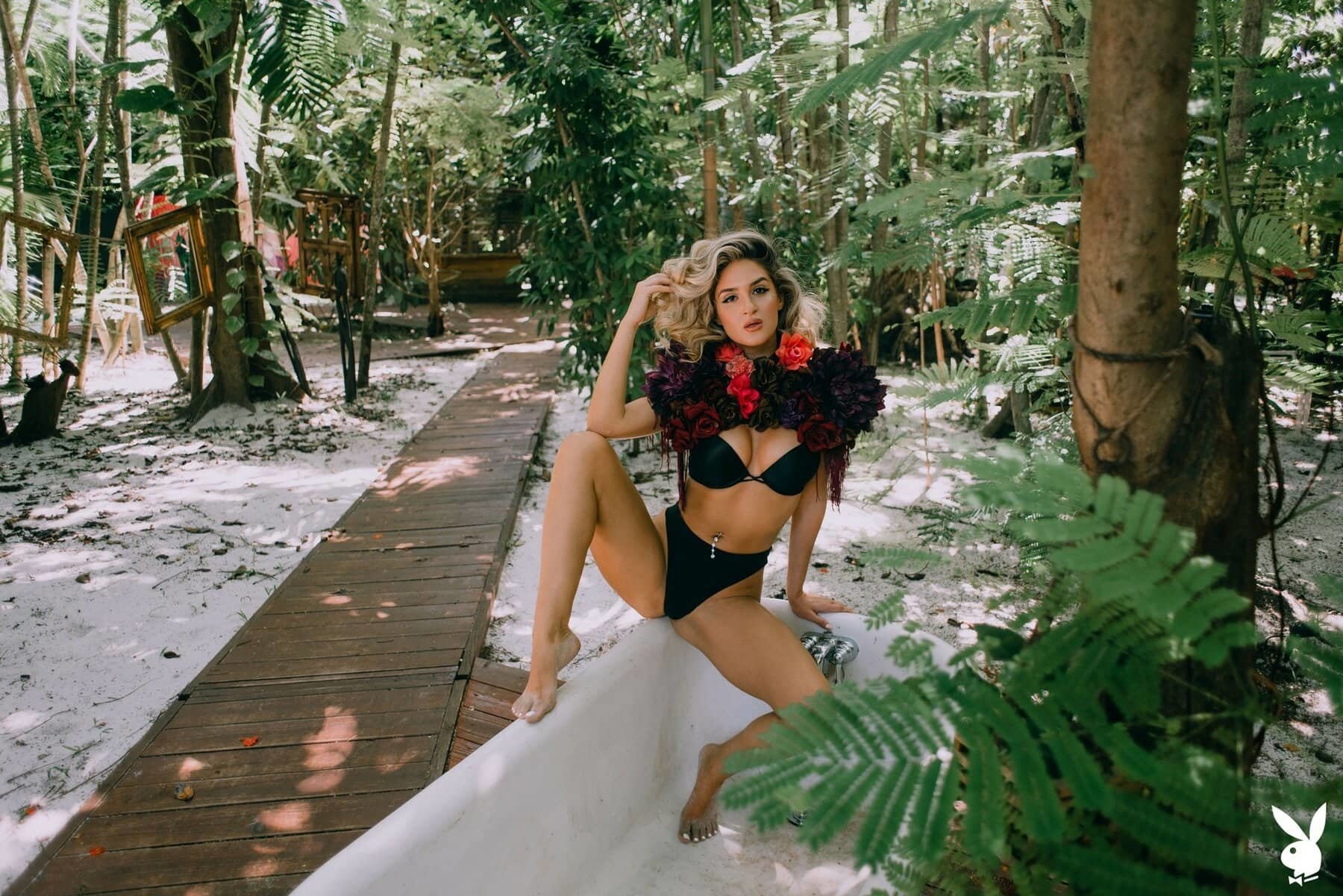 Splendid Kayci Darko showers in the rain forest without her bikini