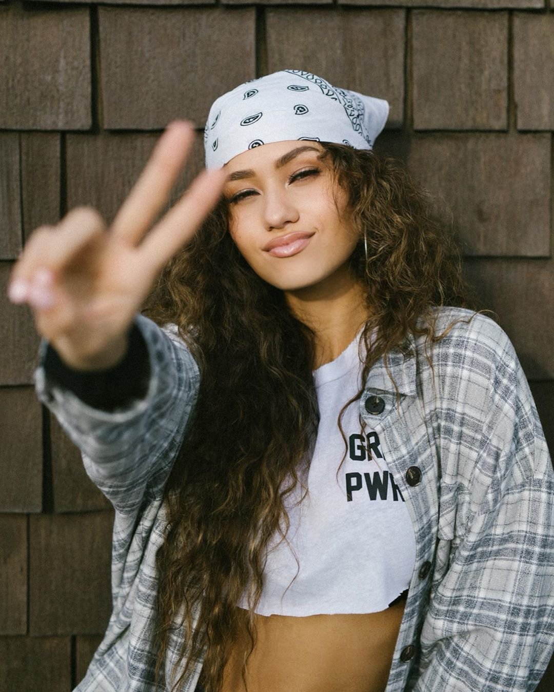 Skylar Stecker