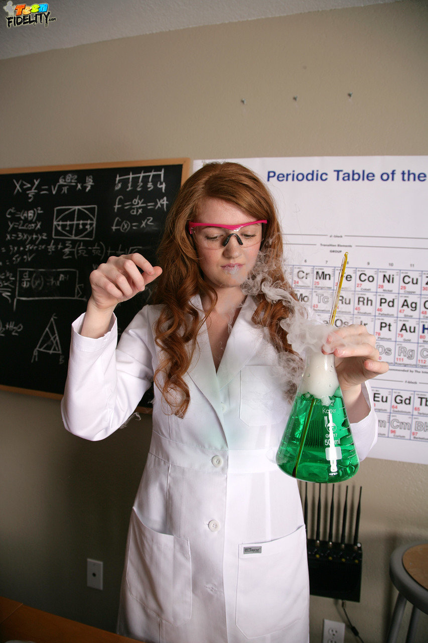 Emo nerd Abbey Rains gets fucked & jizzed by her chemistry professor