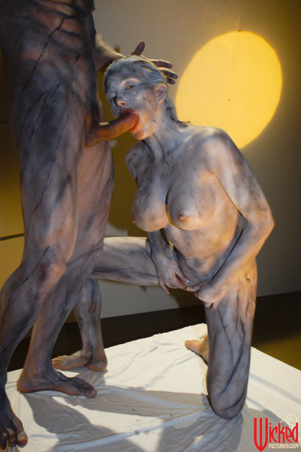 Busty blonde statue gives a blowjob & bangs after hours at the art gallery