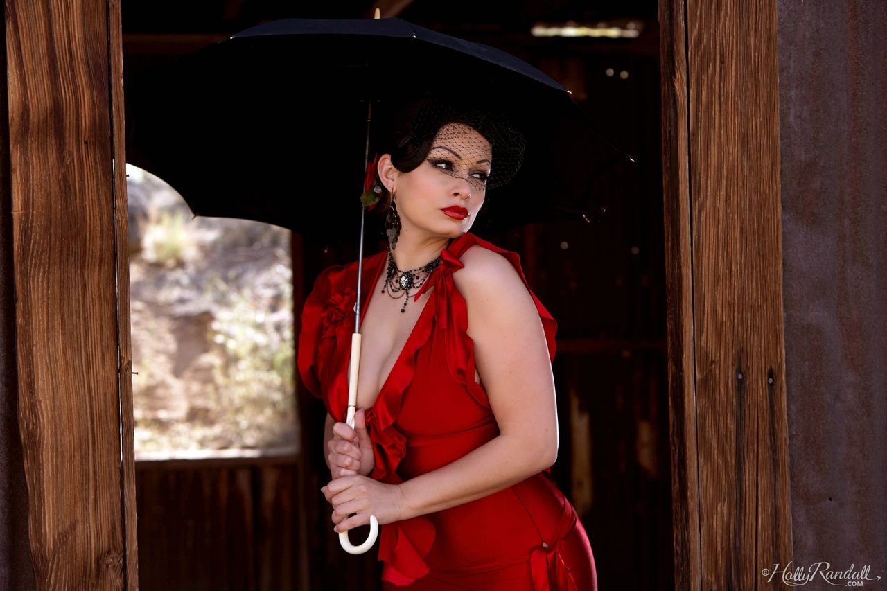 Aria Giovannie in Red Dress Flaunting Her Big Natural Boobs