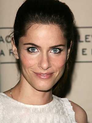 Amanda Peet