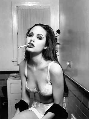 Angelina Jolie