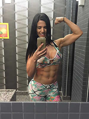 Eva Andressa