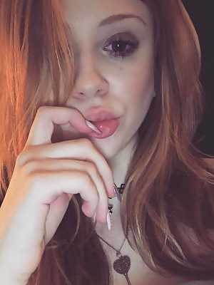 Liliana Mumy