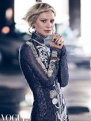 Mia Wasikowska