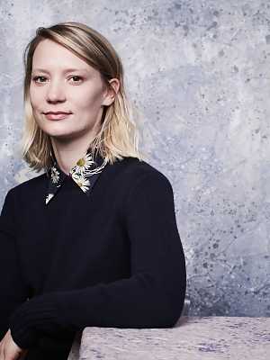 Mia Wasikowska