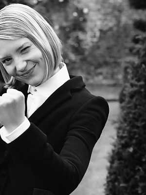 Mia Wasikowska