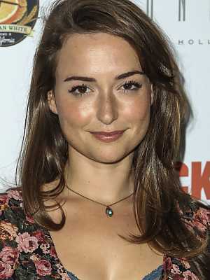 Milana Vayntrub