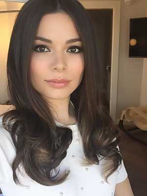 Miranda Cosgrove