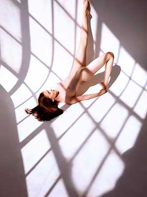 Fantastic Emily Bloom doing ballet chores naked