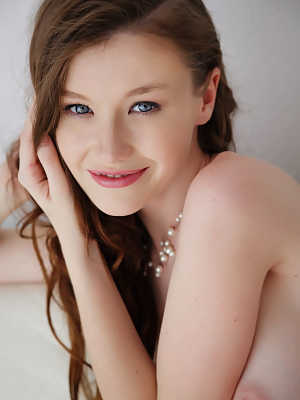 MetArt presents Emily Bloom - Dearve