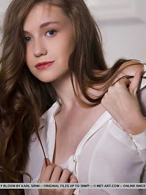 MetArt presents Emily Bloom - Jeneri