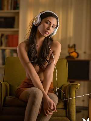 Gianna Dior feeling super relaxed listening to music