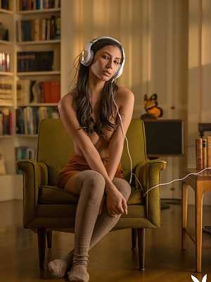 Gianna Dior feeling super relaxed listening to music