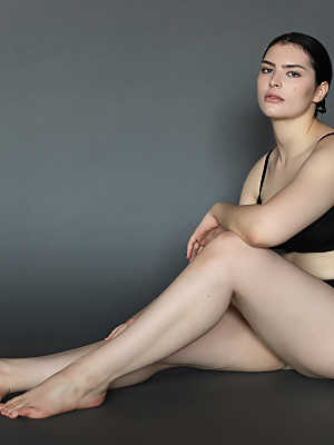 Sarah McDonald (Model)