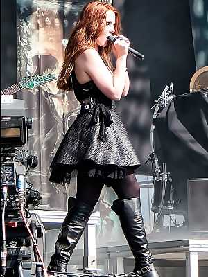 Simone Simons