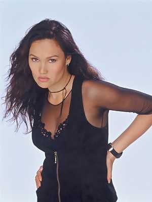 Tia Carrere