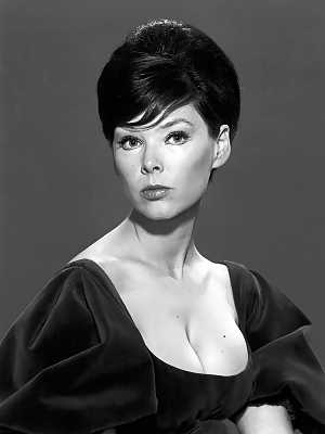 Yvonne Craig