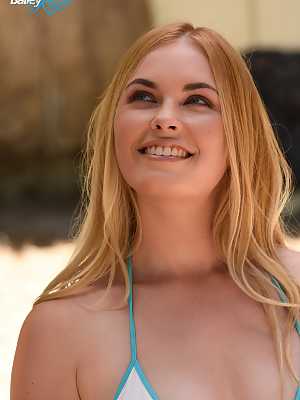 Young surfer girl Bailey Rayne is pure natural beauty