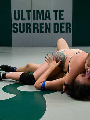 Ultimate Surrender Adrianna Nicole, Annie Cruz, Dia Zerva, Hollie Stevens