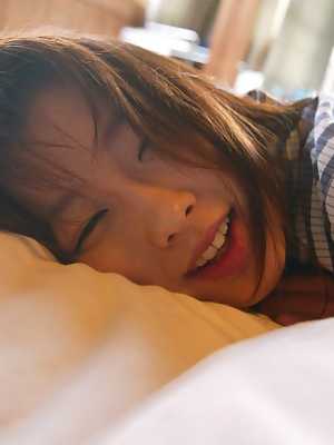 Japanese chick Akane Sakura wakes up in proceeds to get completely naked