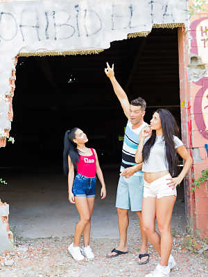 Spanish girls Alexa Tomas & Apolonia Lapiedra have a 3some inside old building