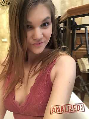 Analized Amanda Clarke, Tina Grey