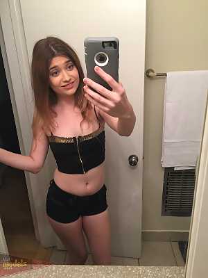 Petite teen Ariel Mc Gwire makes her nude modeling debut in bathroom selfies