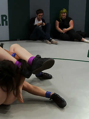 Ultimate Surrender Ariel X, Hollie Stevens, Princess Donna Dolore, Tia Ling, Wenona