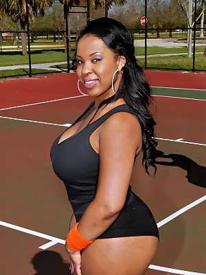 Black fatty Aryana Adin loves outdoor sports and shakes her big ass