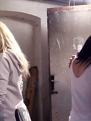 Wacky Squirting in the party basement Big Dick,Small tits,Teen