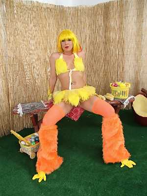 Sexy chick with yellow hair Julie Night showing her ass in cosplay solo