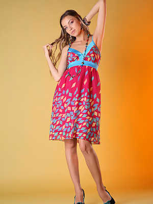 Nice teen Sofy B releases her nubile figure from a summer dress