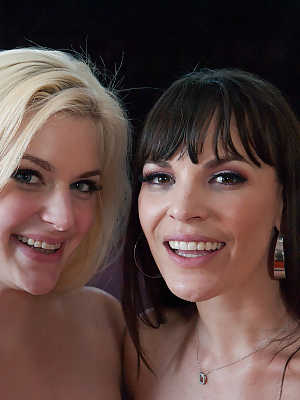 Everything Butt Dana DeArmond, Danielle Delaunay