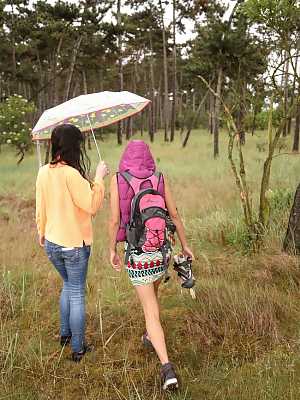 Young dykes take a hike in the rain to have uninterrupted sex in the woods