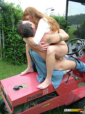 Older amateur Dee Delmar hops on her guys dick while he mows the lawn