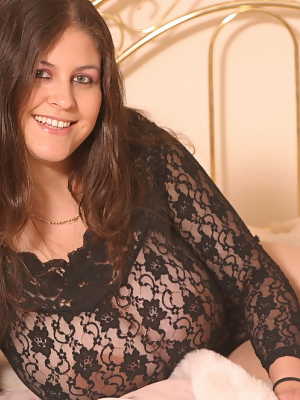 Busty fat mature Denise Davies in lace lingerie flaunting her hot curvy body