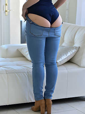 Stunning MILF in jeans Edyn exposes her beautiful tits & her great love holes