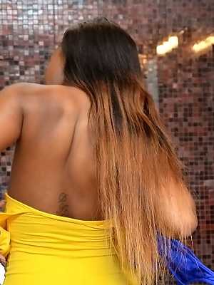 Black girl Ericka Liu strips tight yellow dress to prepare for bath