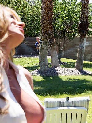 Big boobed mom Farrah Dahl wets her sexy body outdoors & fucks her neighbor