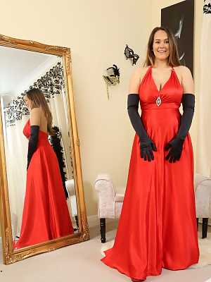 Curvy Lauren Louise drops her red dress and flashes big ass and tits in a solo