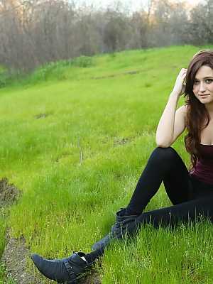Amateur model Hayden Ryan wanders countryside in her underwear