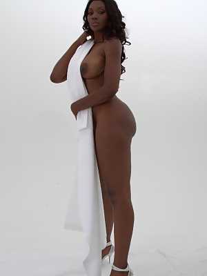 Erotic ebony amateurs Imani Rose & Nyomi Banxxx drench naked black ass in milk
