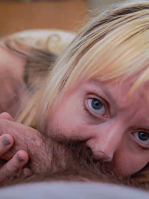 British mom Jamie Foster gives POV head & rides her hairy pussy on a big dick