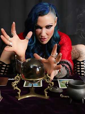 Heavily tattooed chick Jenevieve Hexxx seduces man after Tarot reading