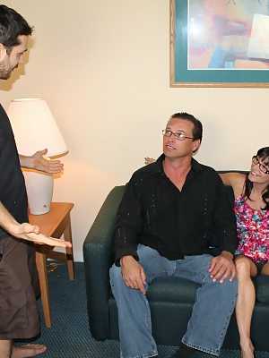 Nerdy lady over 40 Jessica Sexxxton jerks off her hubby and stepson at once